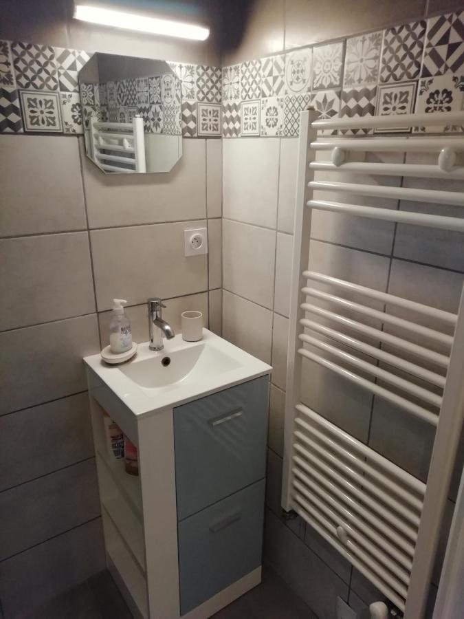 Jolie Maison A 200 M Des Plages Du Debarquement Saint-Aubin-Sur-Mer  Extérieur photo