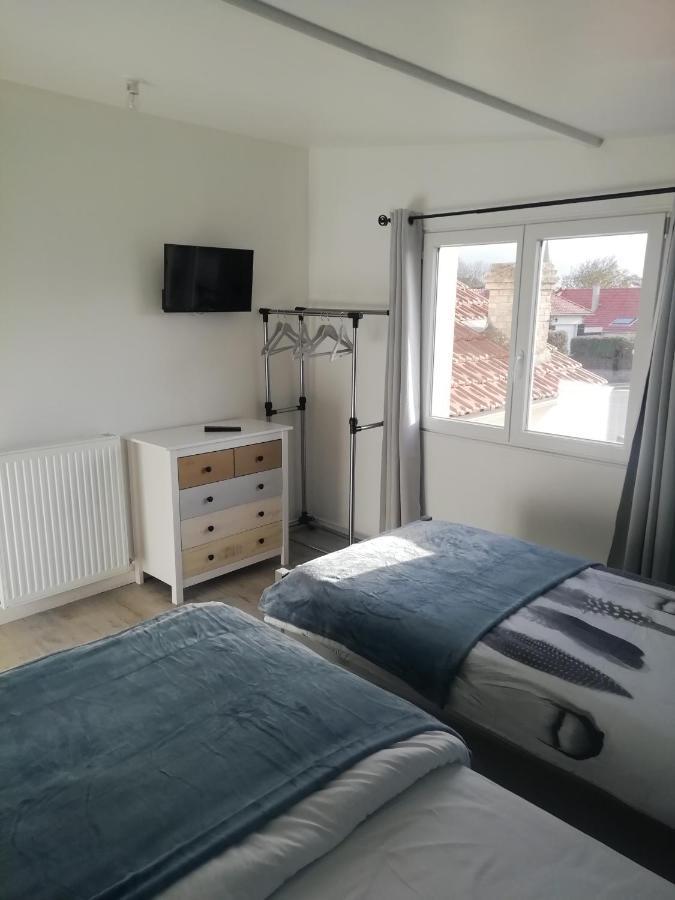 Jolie Maison A 200 M Des Plages Du Debarquement Saint-Aubin-Sur-Mer  Extérieur photo
